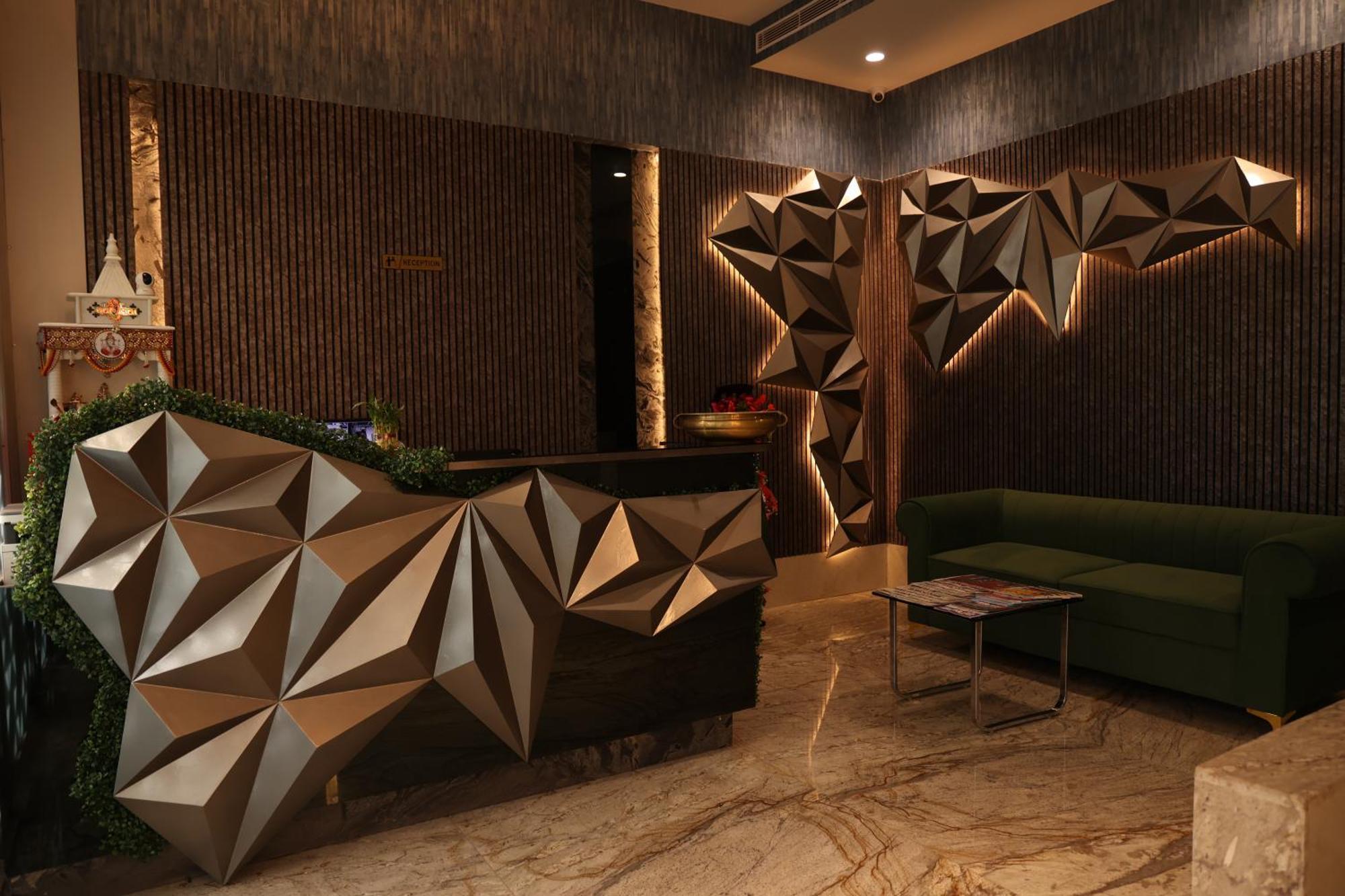 Hotel Pinaka Inn Лакхнау Экстерьер фото