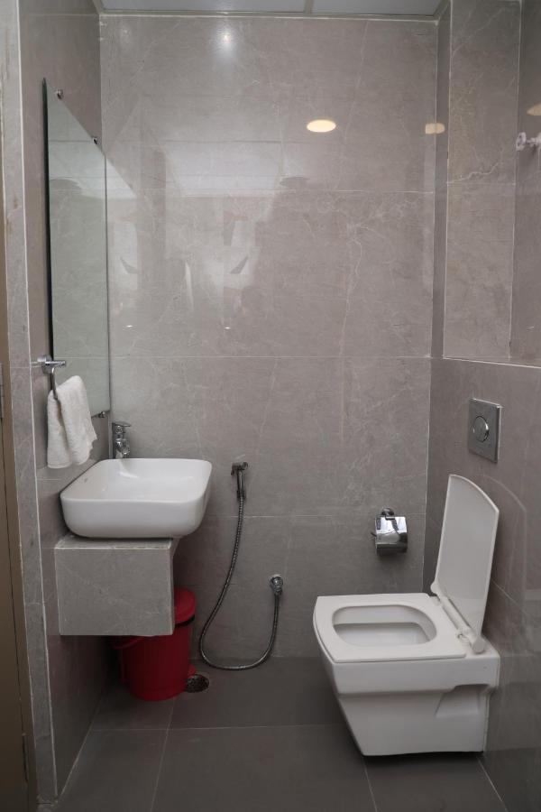 Hotel Pinaka Inn Лакхнау Экстерьер фото