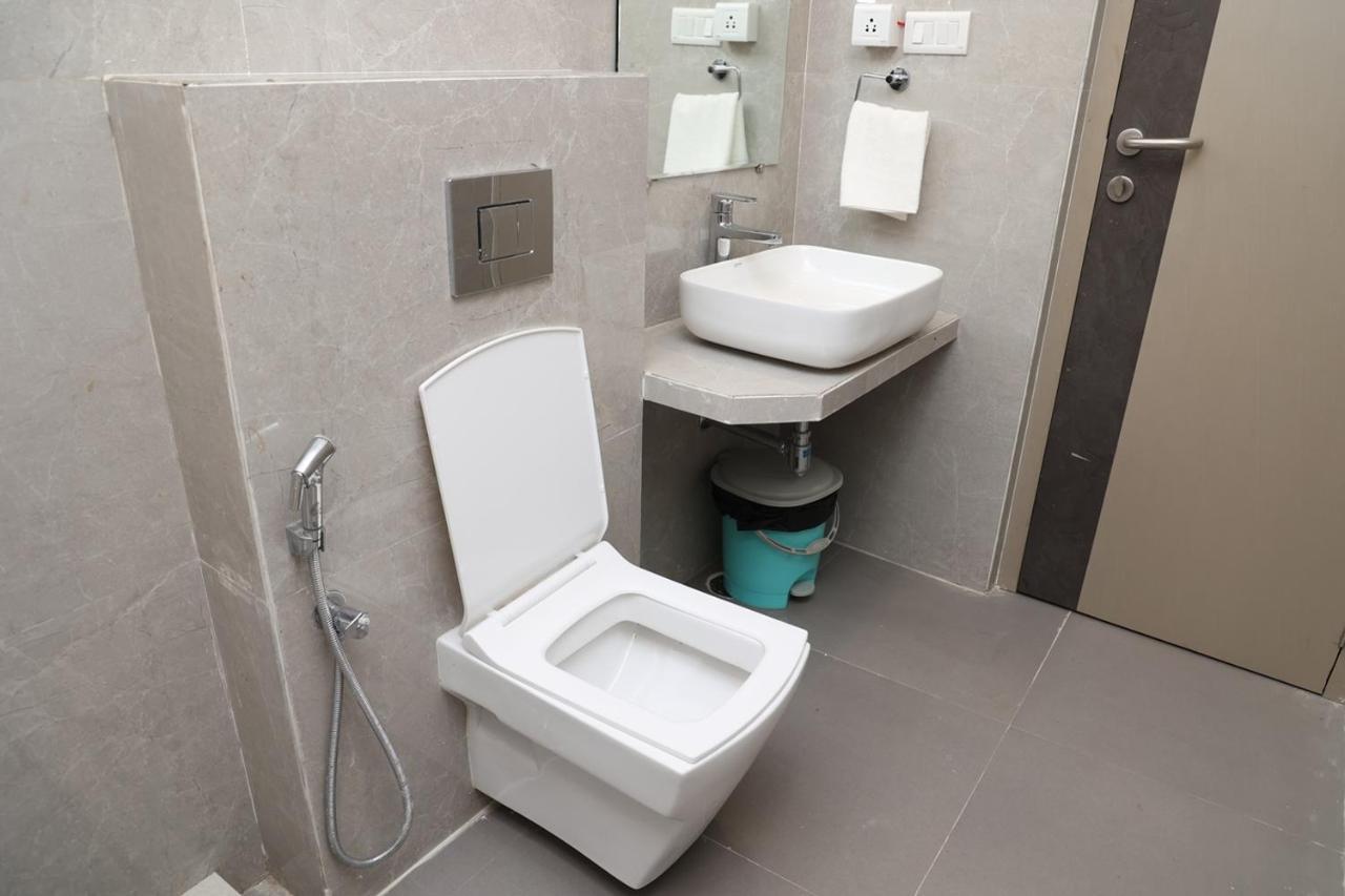 Hotel Pinaka Inn Лакхнау Экстерьер фото